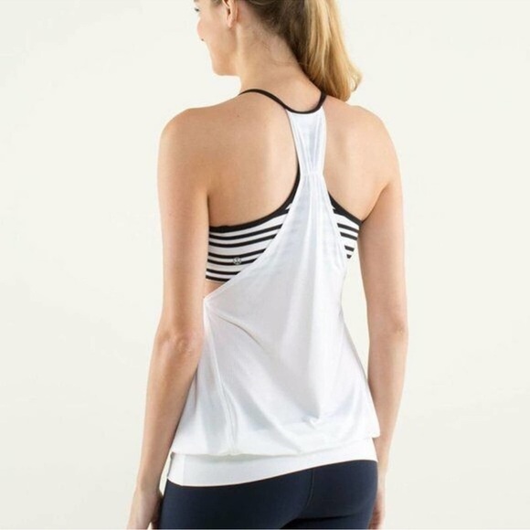 Lululemon No Limit Built-In Bra Tank - Picture 2 of 5